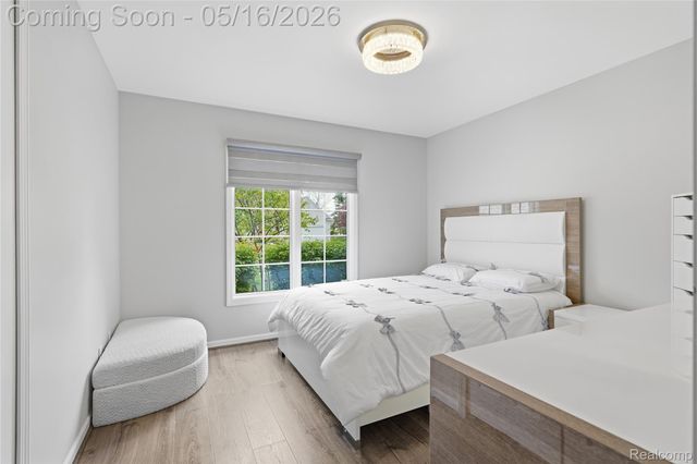 1945 Avalon Drive, Sterling Heights, MI 48310
