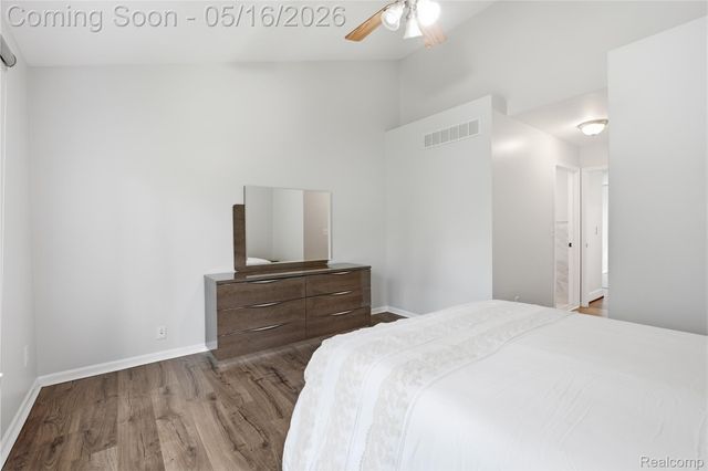 1945 Avalon Drive, Sterling Heights, MI 48310