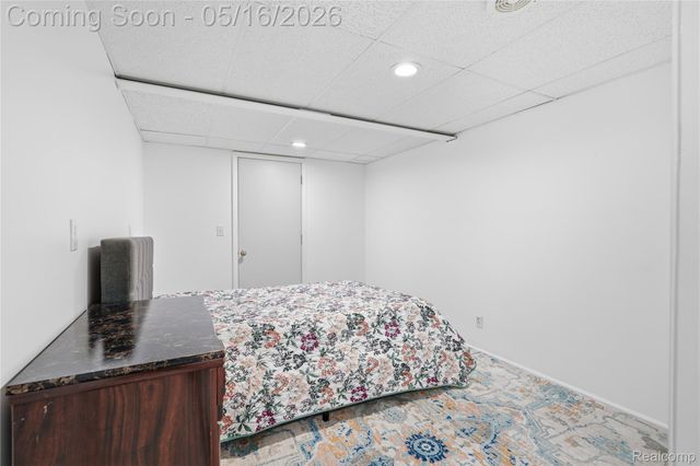 1945 Avalon Drive, Sterling Heights, MI 48310