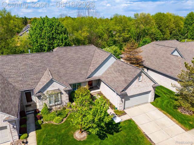 1945 Avalon Drive, Sterling Heights, MI 48310