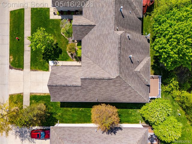 1945 Avalon Drive, Sterling Heights, MI 48310