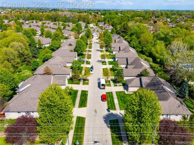 1945 Avalon Drive, Sterling Heights, MI 48310