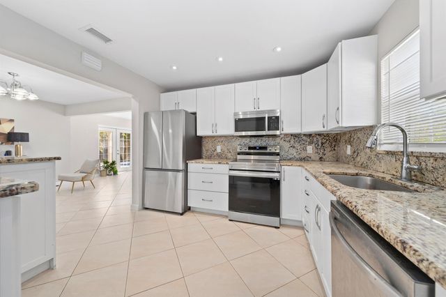 250 NW 11 Street, Boca Raton, FL 33432