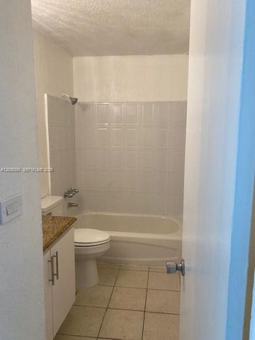 3929 NW 207th St Rd, Miami Gardens, FL 33055