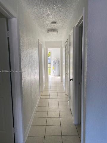 3929 NW 207th St Rd, Miami Gardens, FL 33055