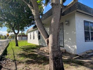 3929 NW 207th St Rd, Miami Gardens, FL 33055