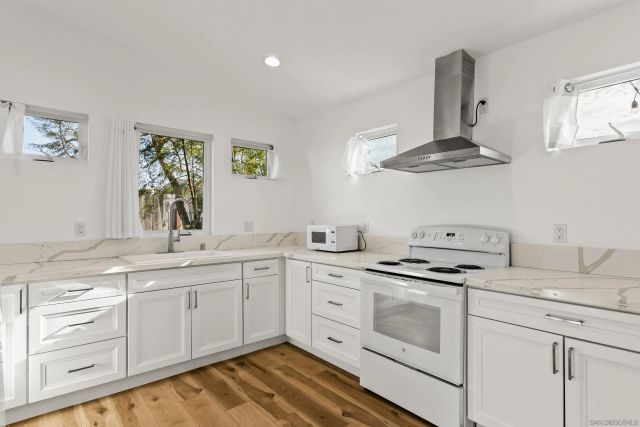 3628 Poe Street, San Diego, CA 92106