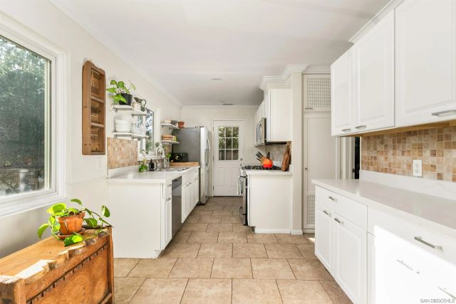 3628 Poe Street, San Diego, CA 92106