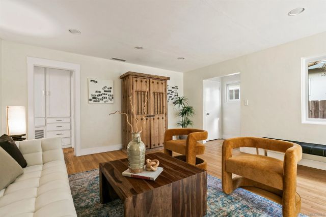 3628 Poe Street, San Diego, CA 92106