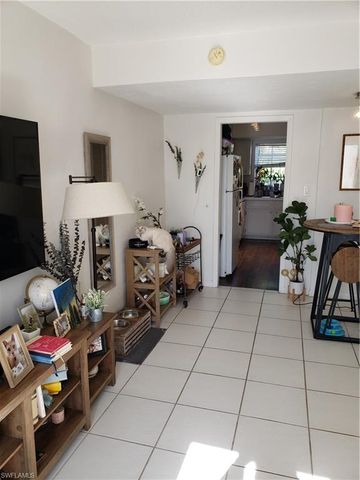 864 Courtington LN 1, Fort Myers, FL 33919