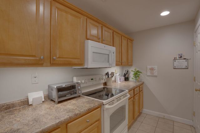 59 Cluff Rd Unit 27, Salem, NH 03079