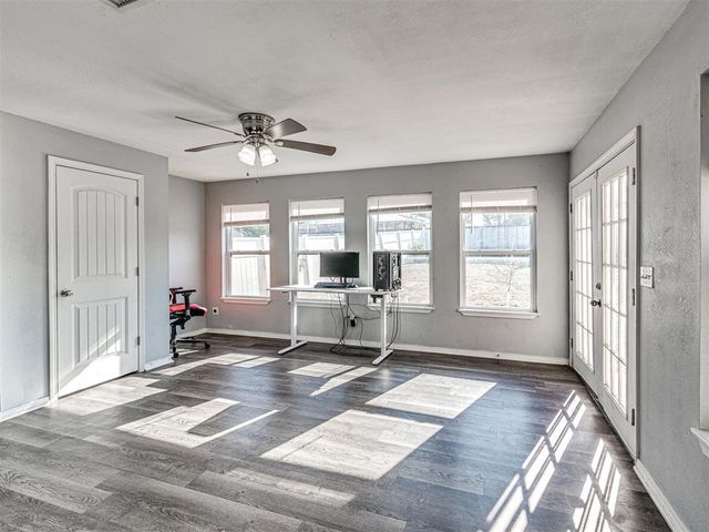 2103 N Tucker Avenue, Shawnee, OK 74804