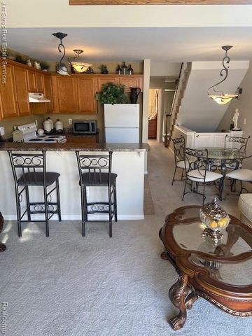 35017 Windsor Drive, New Baltimore, MI 48047