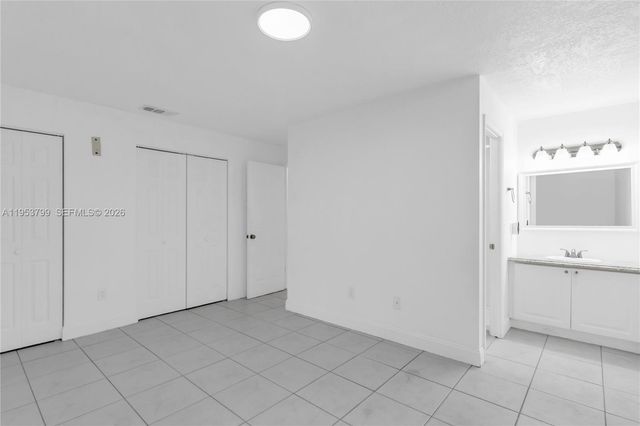 7197 SW 152nd Pl, Miami, FL 33193