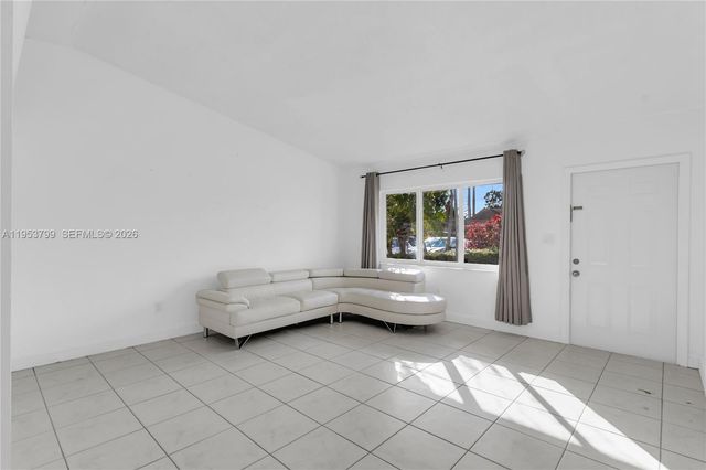 7197 SW 152nd Pl, Miami, FL 33193