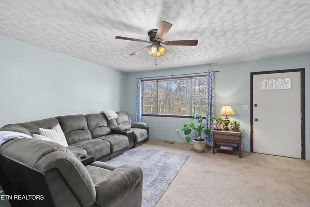 211 Shady Lane Ave, Rogersville, TN 37857