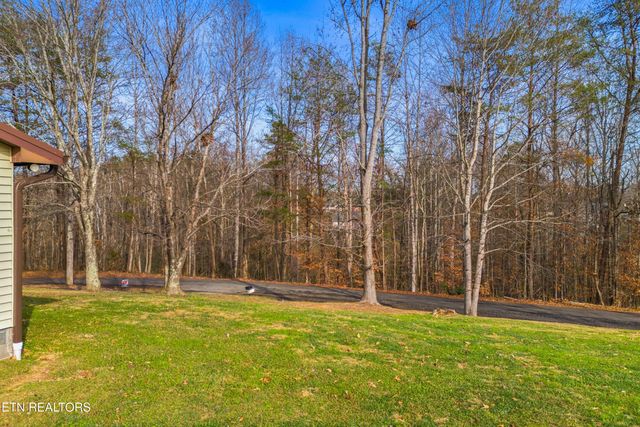 211 Shady Lane Ave, Rogersville, TN 37857