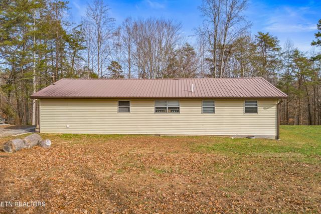 211 Shady Lane Ave, Rogersville, TN 37857