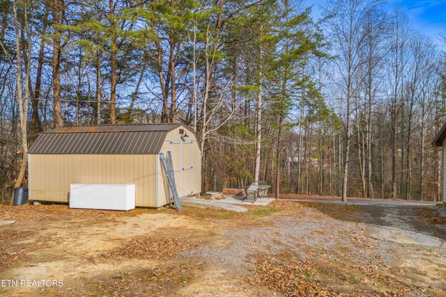 211 Shady Lane Ave, Rogersville, TN 37857