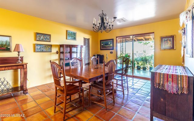 3959 N Camino Sinuoso, Tucson, AZ 85718