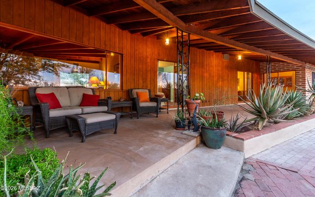 3959 N Camino Sinuoso, Tucson, AZ 85718