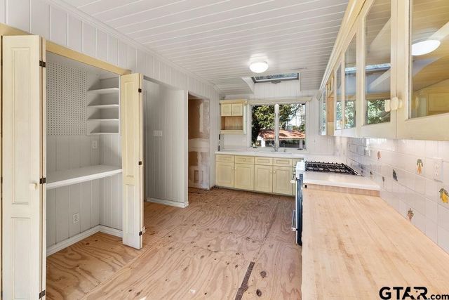 255 County Road 2660, Mineola, TX 75773