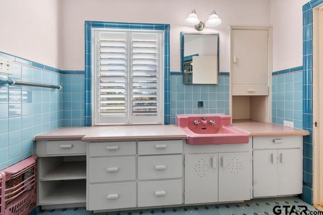 255 County Road 2660, Mineola, TX 75773