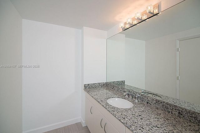 7280 SW 89th Street D502, Miami, FL 33156