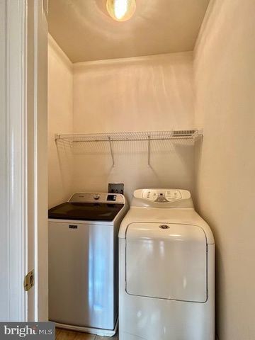 9308 RUSTIC BREEZE CT, Bristow, VA 20136