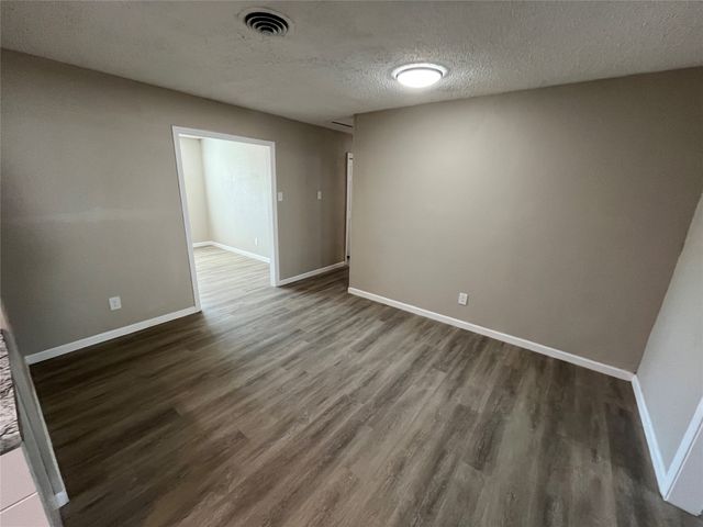 3009 Clover Drive, Mesquite, TX 75150