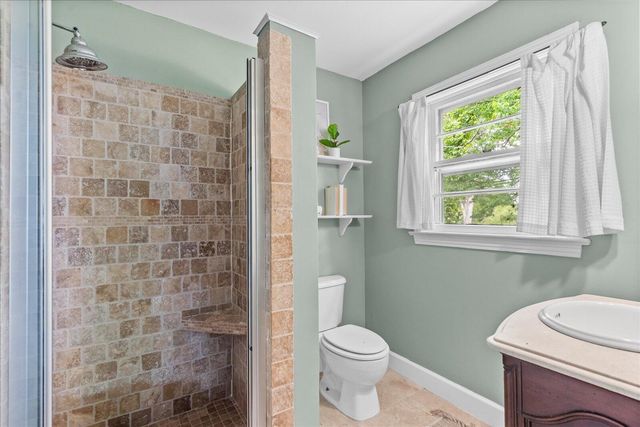212 Wendy Trail, Lookout Mountain, GA 30750