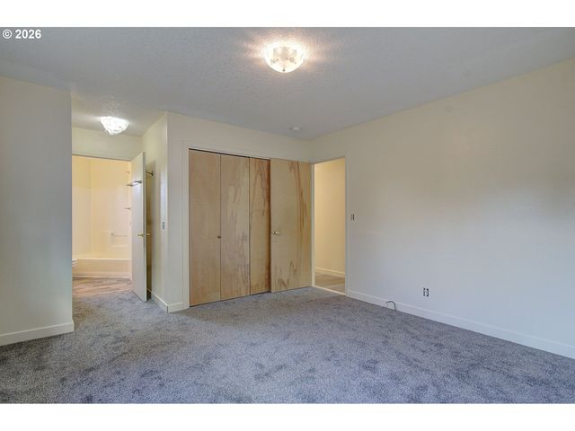 3917 Ne 39TH St, Vancouver, WA 98661