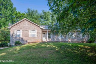 104 Blackberry Ridge Drive, Lenoir City, TN 37772