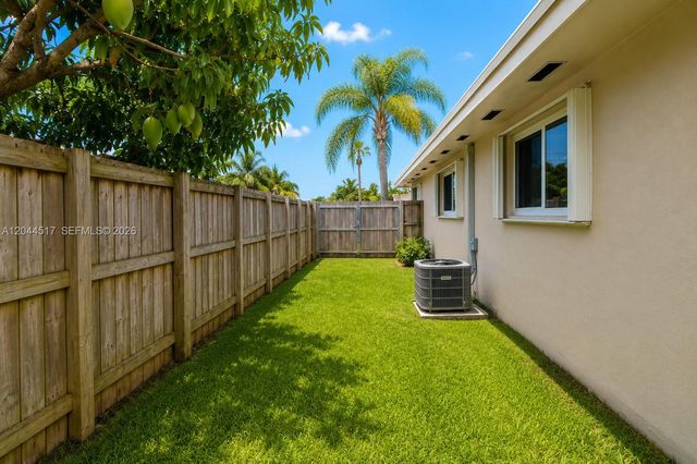 15445 SW 99th Ave 15445, Miami, FL 33157