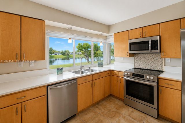 15445 SW 99th Ave 15445, Miami, FL 33157