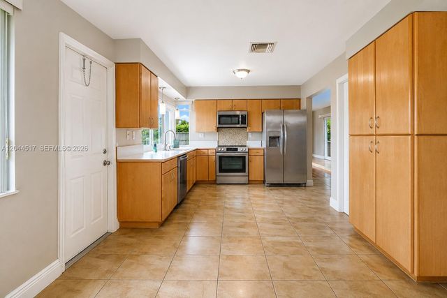 15445 SW 99th Ave 15445, Miami, FL 33157