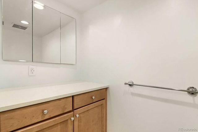 7000 E Quincy Avenue 217, Denver, CO 80237