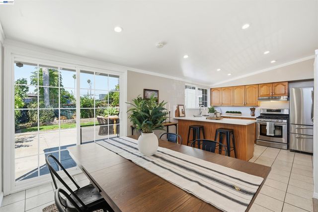 27767 Coronado Way, Hayward, CA 94545