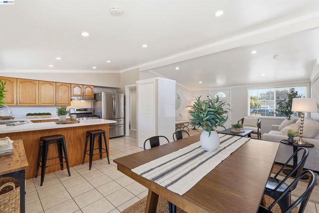 27767 Coronado Way, Hayward, CA 94545