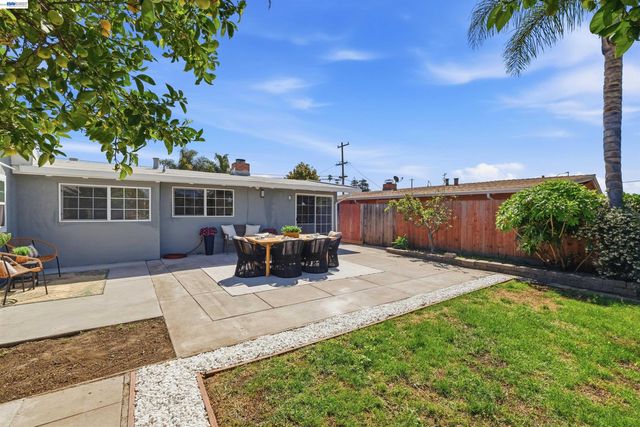 27767 Coronado Way, Hayward, CA 94545