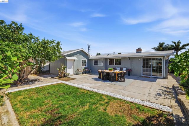 27767 Coronado Way, Hayward, CA 94545