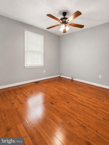 206 MOUNTAIN VIEW CT, Hyattsville, MD 20785