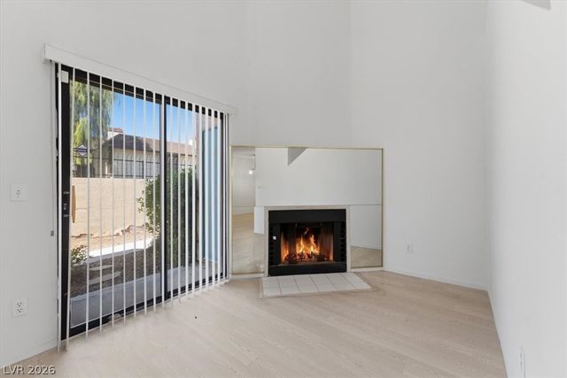 2220 Pine Breeze Lane 102, Las Vegas, NV 89119