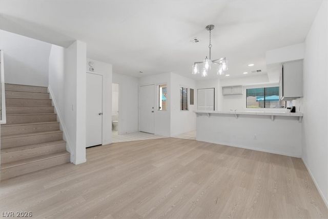 2220 Pine Breeze Lane 102, Las Vegas, NV 89119