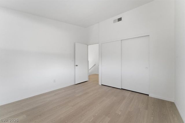 2220 Pine Breeze Lane 102, Las Vegas, NV 89119