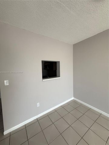 6820 W Flagler St 407, Miami, FL 33144