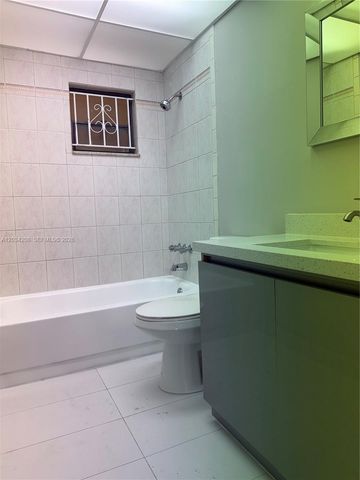 6820 W Flagler St 407, Miami, FL 33144