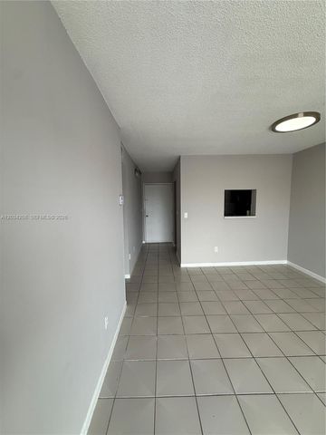 6820 W Flagler St 407, Miami, FL 33144