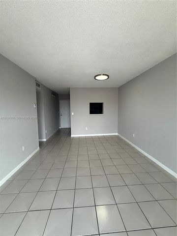 6820 W Flagler St 407, Miami, FL 33144