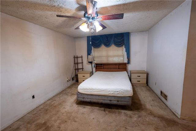 209 Pinewood Lane, Stockbridge, GA 30281